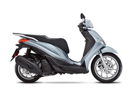 Obrázek: Piaggio Medley 125 ABS s velkými koly a moderní LCD deskou