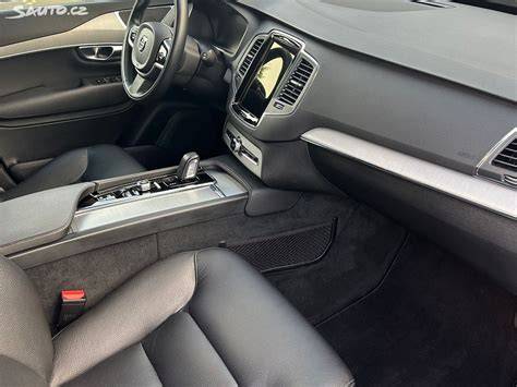 Náhled interiéru Volvo XC90 7 míst
