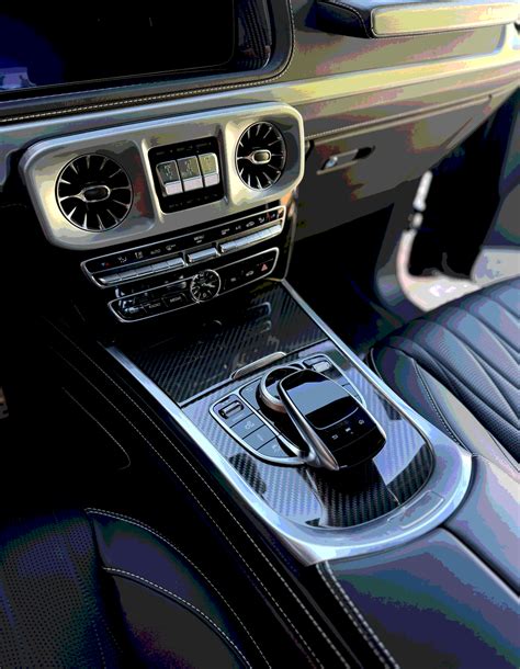 Detail interiéru modernizovaného Mercedes-Benz GLK s novými výdechy ventilace