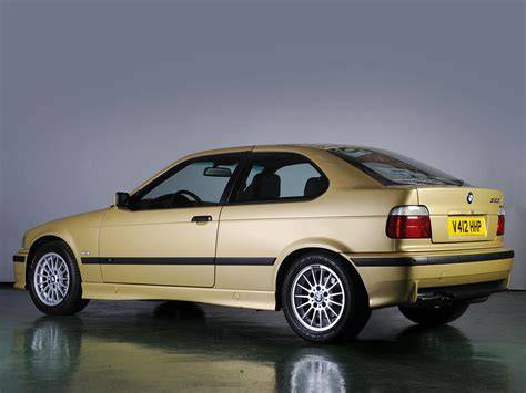 Galerie vozidel BMW Seria 3 Seria 3 Compact (E36) - Wikimedia Commons