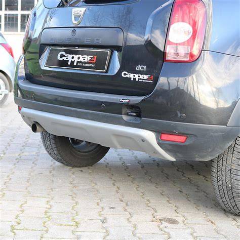 Fotografie kroků demontáže zadního nárazníku z Dacia Duster