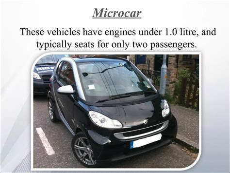 Ilustrace znázorňující různé typy vozidel a vzdálenosti mezi nimi.