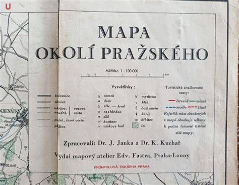 Mapa přejmenovaných ulic v okolí Pražského hradu se stopami písní