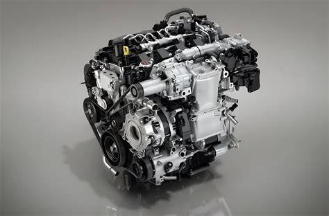 Infografika_srovnani_motyMazda_SKYACTIV_chassis.png