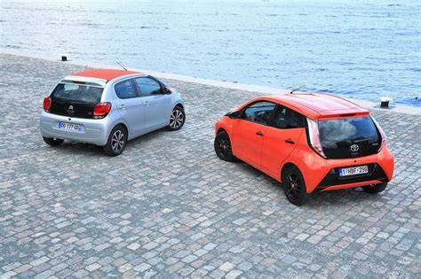 Obrázek srovnání trojčat Citroën C1, Peugeot 108 a Toyota Aygo