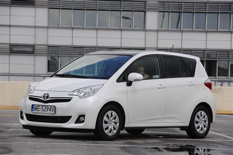 Infografika: Přehled typů žárovek používaných v Toyota Verso S 2010-