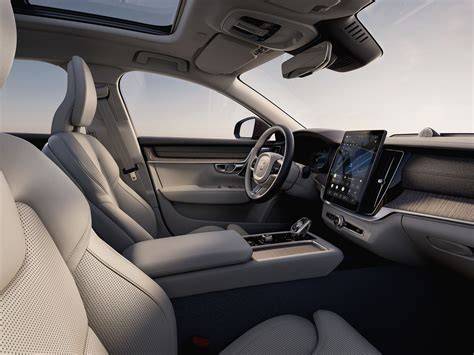 volvo_s90_interior_bowers_wilkins