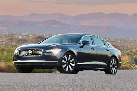 volvo_s90_porovnani_konkurence