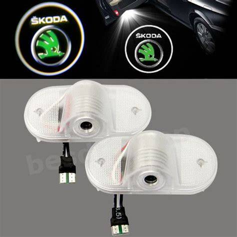 Logo projektoru do dveří Škoda Octavia - vizuální ukázka ukotvení a místa instalace