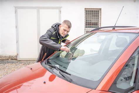 Výměna autoskel a služby v MB