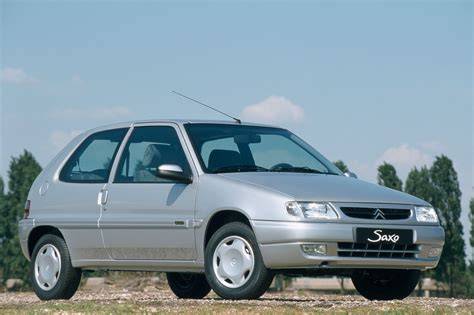 Citroën Saxo profil z boku a rozměry