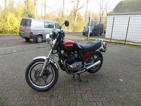 Karbonový filtr K&N pro Suzuki GR650 - vizuální schéma konstrukce