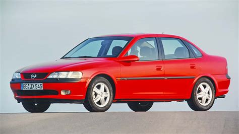 Schéma instalace tažného zařízení v zadní části Opel Vectra B kombi