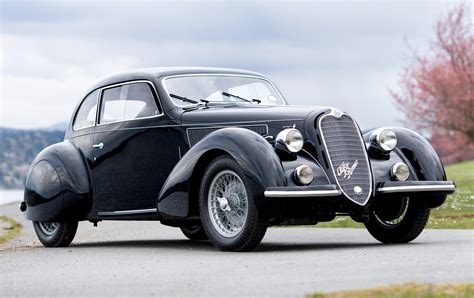 Čtyřmístné kupé Alfa Romeo 6C 2300 B s karoserií Touring Superleggera z roku 1936