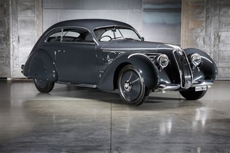 Alfa Romeo 6C 2300 B Pescara s aerodynamickou karoserií Pinin Farina