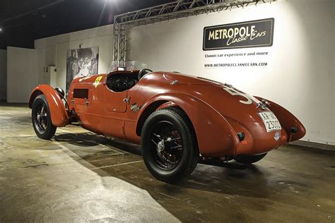 Otevřený závodní spyder Alfa Romeo 6C 2300 Pescara s karoserií Zagato