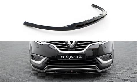 moderní přední část nového Renault Espace s výraznou maskou chladiče a LED světlomety