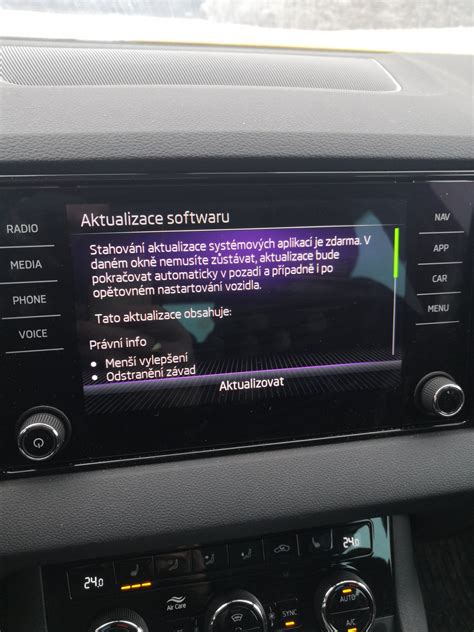 Obrázek srovnání hlavních infotainmentů Škoda
