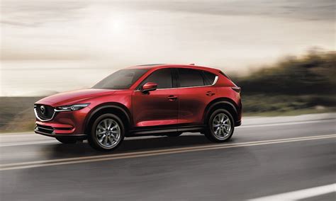 Infografika: Přehled servisních položek Mazda 6 Skyactiv