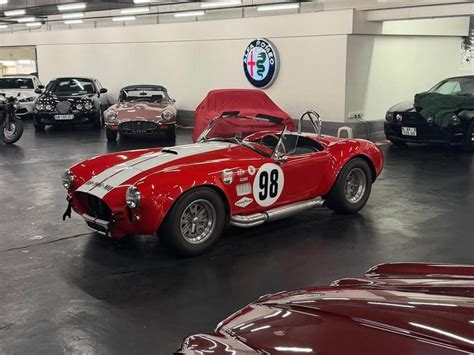 AC Cobra a její slavná éra ikonická pro britský sportovní průmysl