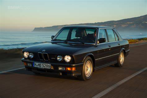 BMW M5 E28