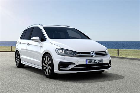 Infografika: Umístění airbagů v Golf Sportsvan