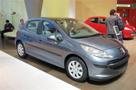 Ilustrační fotografie Peugeotu 207