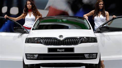 Ilustrační fotografie Škoda Rapid na autosalonu v Paříži