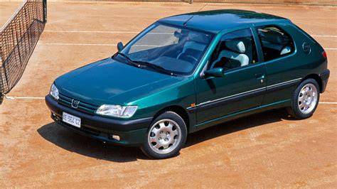 Инфографика: Porovnání variant karosérie Peugeot 306