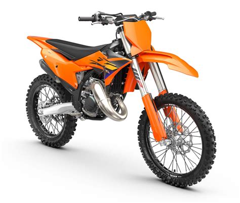 Obrázek srovnání rozměrů pneumatik a jejich vzorků pro KTM 125 SX