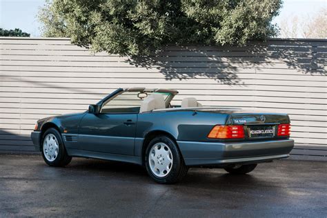 Mercedes-Benz SL500 (R129) - ikona kabrioletů 90. let