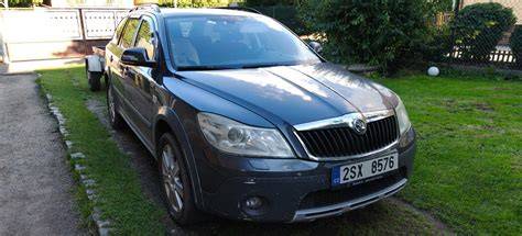 Škoda Octavia Combi 2.0 TDI 103 kW 4x4 - detail motoru s DPF