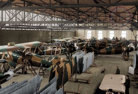 Výrobní hala továrny Sodomka ve 20. letech 20. století