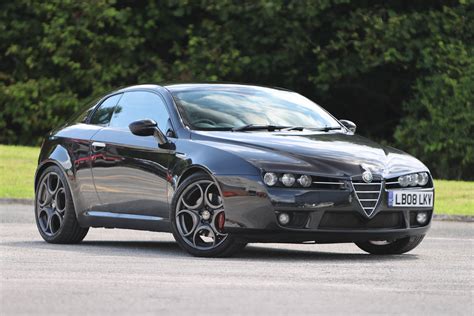 Porovnání vzhledu OEM a sportovního tlumiče pro Alfa Romeo Brera