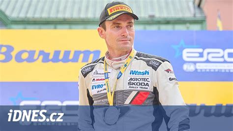Informační infografika o průběhu zásahů hasičů během Barum rallye