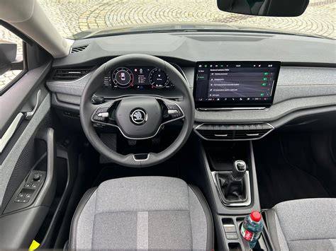 interier srovnani octavia golf obrazek