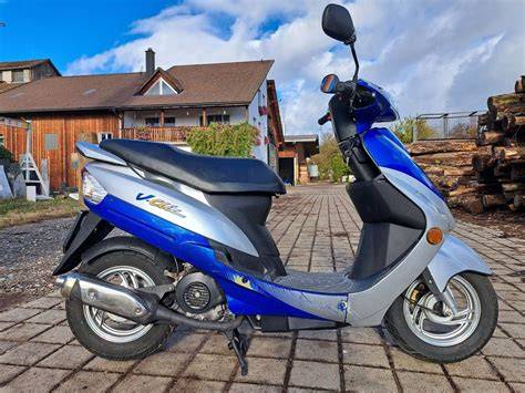 Peugeot V Clic 50 - srovnání se čínskými skůtry