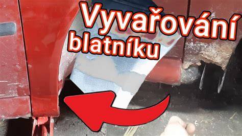 Ukázka čistého blatníku po výměně blinkru a odstraněném nepořádku podběhu