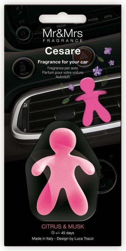 Designové panáčky Mr&Mrs Fragrance Cesare a jejich vizuální doplnění interiéru
