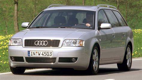 Infografika znázorňující správnou polohu a úhly světlometů Audi A6 C5