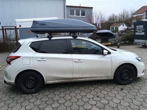 Schéma montáže Thule na Nissan Pulsar (přesný spojovací bod a upevnění)