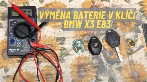 Infografika: Průběh výměny baterie v klíči BMW