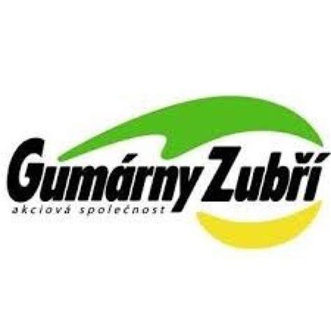 Gumárny Zubří a ŠkodaOctavia_kufr_protiskluz.png