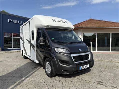 vizualizace skladových vozů Peugeot