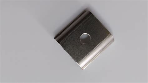 Klip pro ozdobné lišty