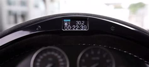 BMW M Sportovní volant s OLED displejem a sportovním designem