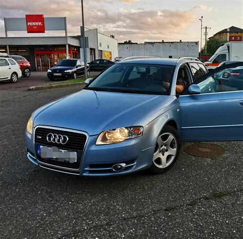 Ilustrace přístupu k žárovkám v Audi A4 B7