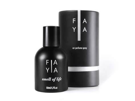 FAYA parfém do auta v elegantním balení