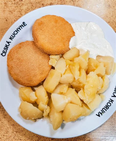 Fotografie atraktivního jídla z denního menu