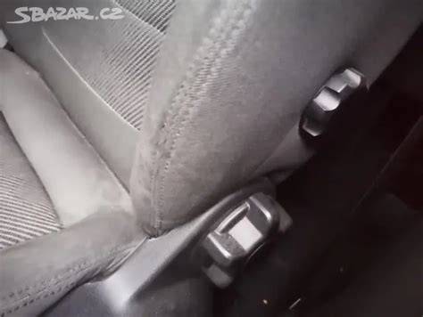 Interiér Ford Galaxy sedadla a zavazadlový prostor